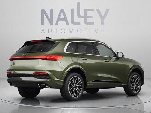 Green Metallic 2025 Audi Q5 Premium Plus TFSI quattro S tronic