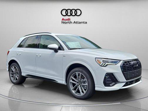 2025 Audi Q3 Premium 45 TFSI S line quattro Tiptronic