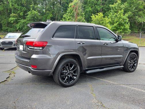 2019 Jeep Grand Cherokee Altitude