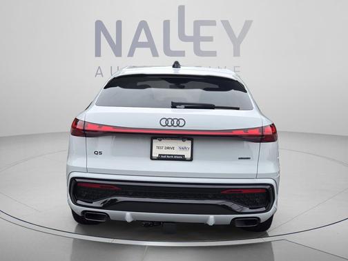 Glacier White Metallic 2026 Audi Q5 Sportback Prestige TFSI quattro S tronic