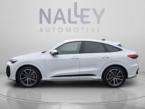 Glacier White Metallic 2026 Audi Q5 Sportback Prestige TFSI quattro S tronic