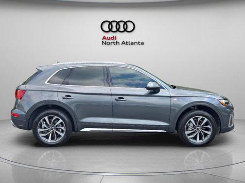 2024 Audi Q5 45 S line Premium