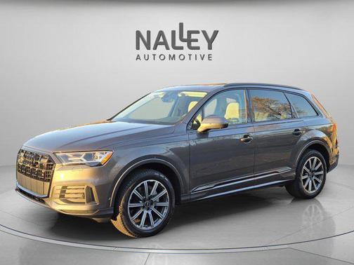 2023 Audi Q7 45 Premium Plus