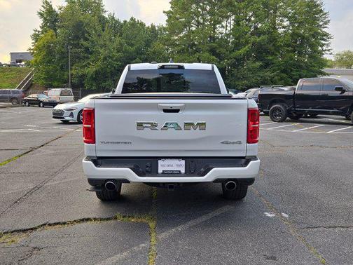 2025 RAM 1500 ST