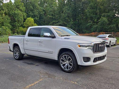 2025 RAM 1500 ST