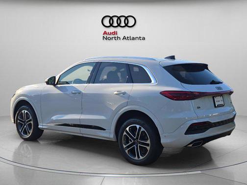 2025 Audi Q5 Premium