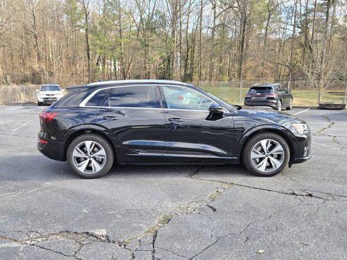 2024 Audi Q8 e-tron Premium