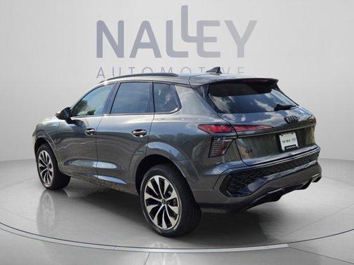 Daytona Gray Pearl Effect 2026 Audi Q3 TFSI quattro S tronic