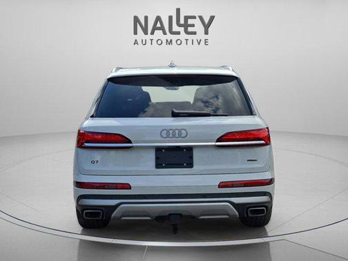 2025 Audi Q7 55 Premium Plus