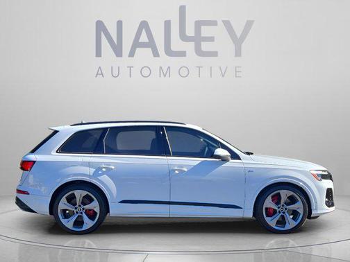 Glacier White Metallic 2026 Audi Q7 55 Prestige