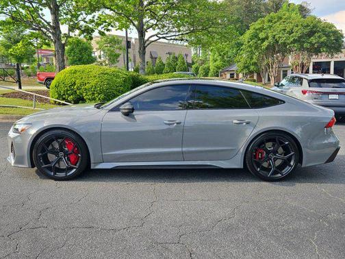 2024 Audi RS 7 4.0T Performance