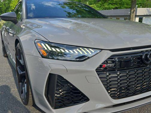 2024 Audi RS 7 4.0T Performance