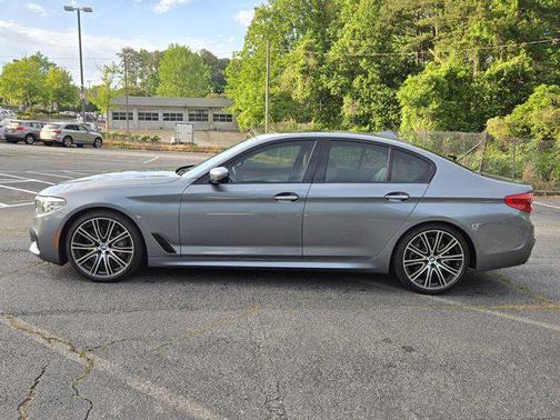 Bluestone Metallic 2018 BMW 540 540i