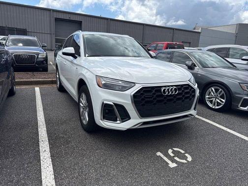 2023 Audi Q5 45 S line Premium