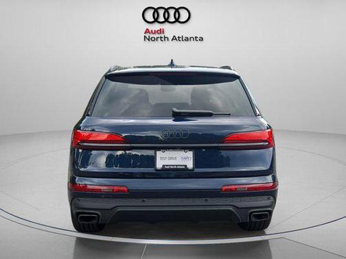 2025 Audi Q7 45 Premium Plus