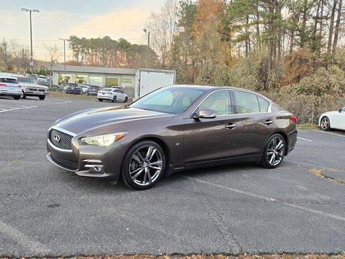 2015 INFINITI Q50 Premium