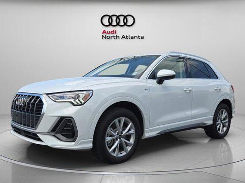 2025 Audi Q3 Premium 45 TFSI S line quattro Tiptronic