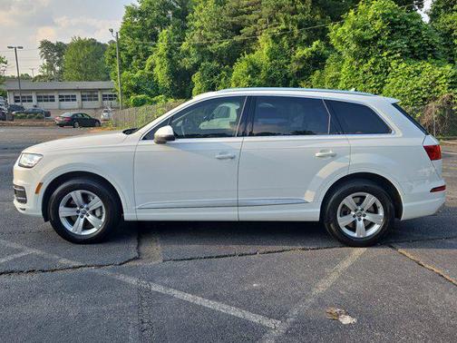 2018 Audi Q7 2.0T Premium Plus