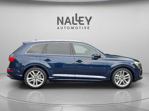2025 Audi Q7 55 Premium Plus