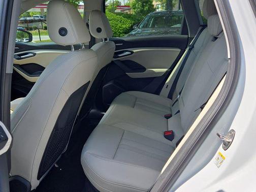 2025 Audi Q6 e-tron Premium Plus quattro
