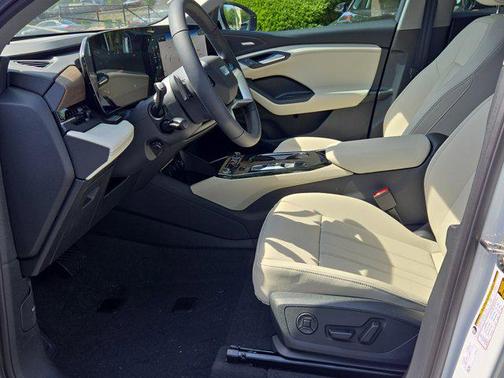 2025 Audi Q6 e-tron Premium Plus quattro