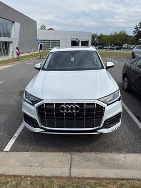 2023 Audi Q7 45 Premium
