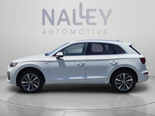 Glacier White Metallic 2023 Audi Q5 45 S line Premium Plus