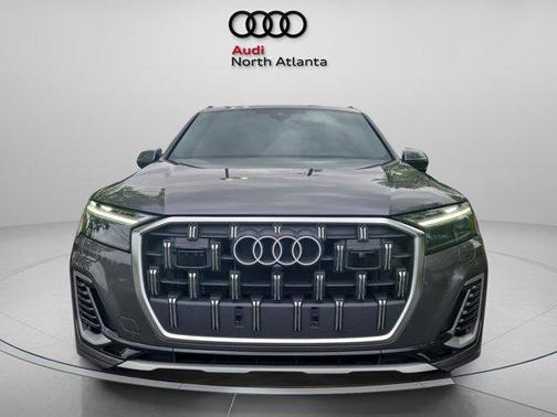 2025 Audi Q7 45 Premium Plus