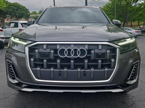 2025 Audi Q7 45 Premium Plus