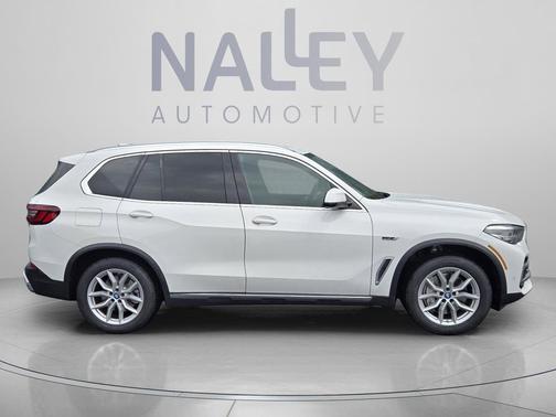 Alpine White 2022 BMW X5 PHEV xDrive45e