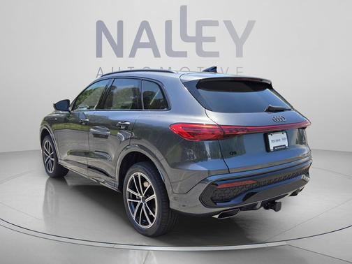 Daytona Gray Metallic 2026 Audi Q5 Premium Plus TFSI quattro S tronic
