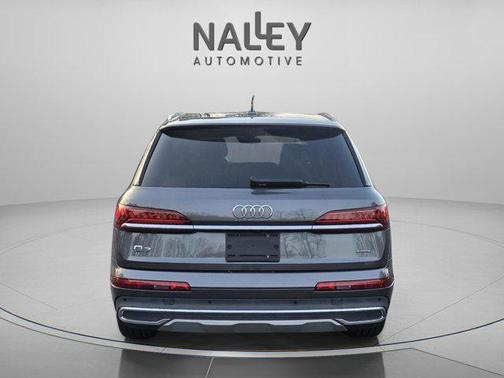 2021 Audi Q7 45 Premium Plus