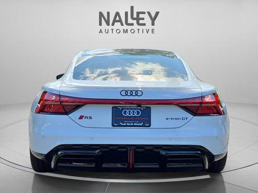 2025 Audi RS e-tron GT performance