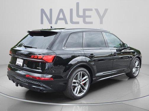 Mythos Black Metallic 2026 Audi Q7 55 Prestige