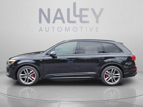 Mythos Black Metallic 2026 Audi Q7 55 Prestige