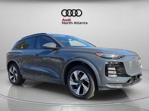 2025 Audi Q6 e-tron Premium Plus quattro