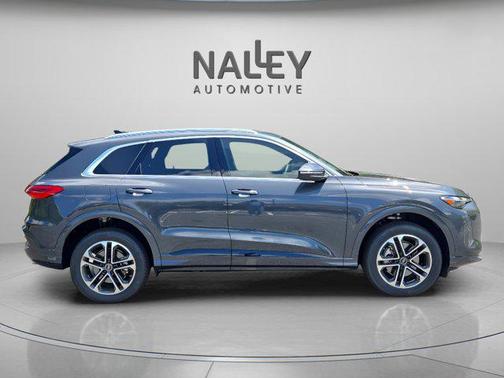 2025 Audi Q5 Premium