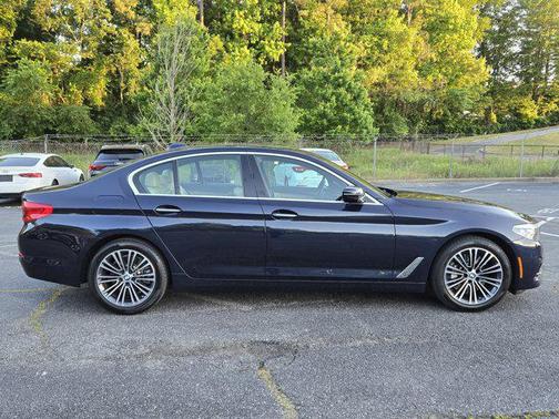 Imperial Blue Metallic 2018 BMW 530 530i