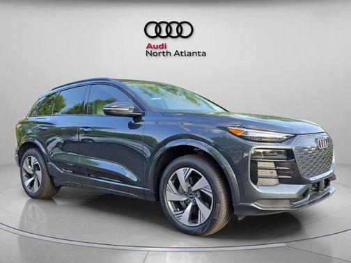 2025 Audi Q6 e-tron Premium Plus quattro