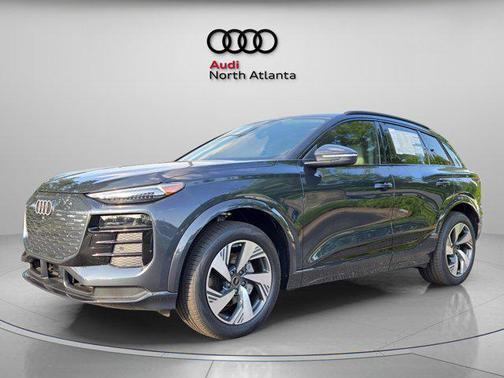 2025 Audi Q6 e-tron Premium Plus quattro