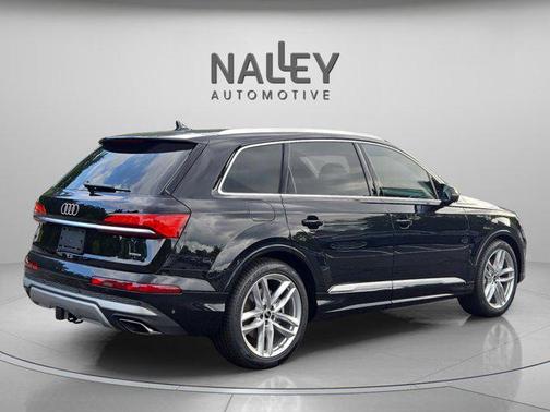 2025 Audi Q7 55 Premium Plus