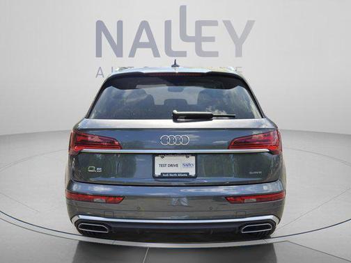 Daytona Gray Pearl Effect 2022 Audi Q5 45 S line Premium