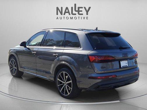 2022 Audi Q7 55 Premium Plus