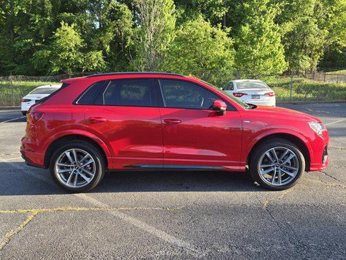 Tango Red Metallic 2023 Audi Q3 Premium 45 TFSI S line quattro Tiptronic