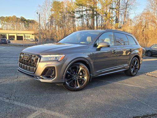 2025 Audi Q7 55 Prestige