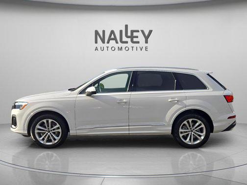 2025 Audi Q7 55 Premium Plus