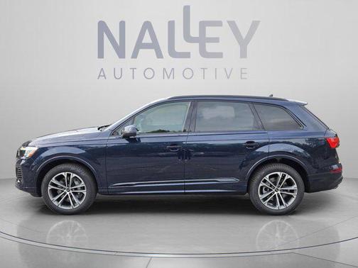 Waitomo Blue Metallic 2026 Audi Q7 45 Premium