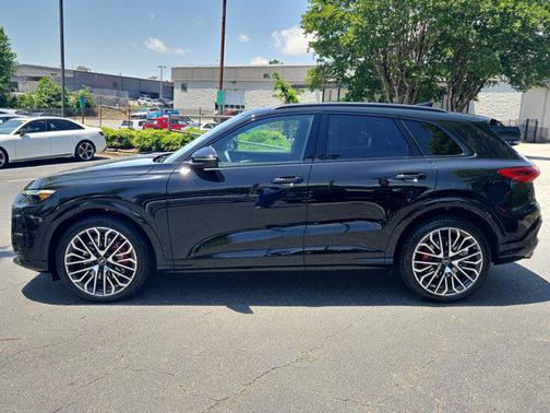 2025 Audi SQ5 3.0T Premium Plus