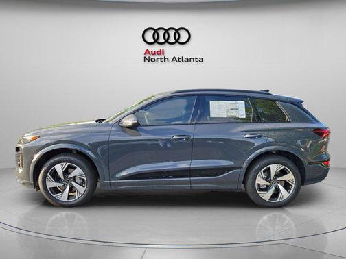 2025 Audi Q6 e-tron Premium Plus quattro