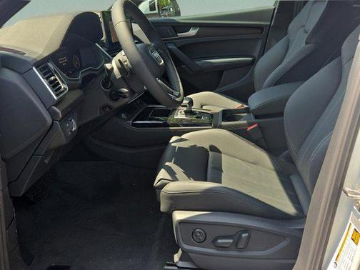 2025 Audi Q5 45 S line Premium Plus